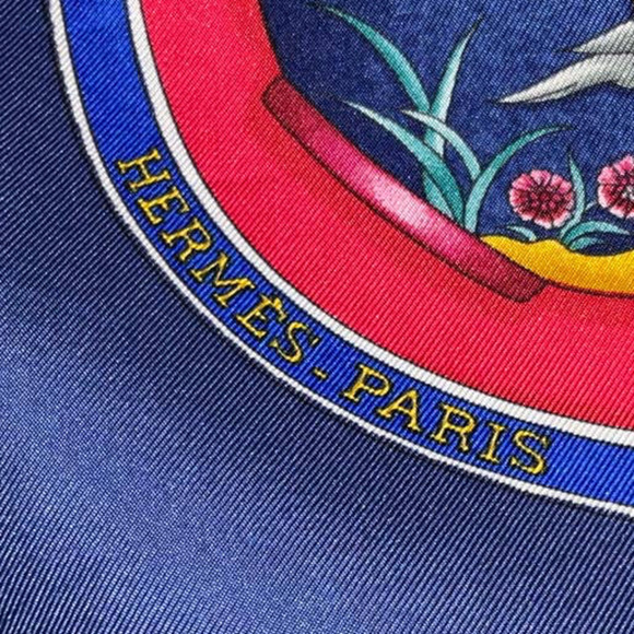 Hermès HERMES Silk Scarf 90cm Qu Importe Le Flacon  Blue Scarf 35" - Picture 12 of 16